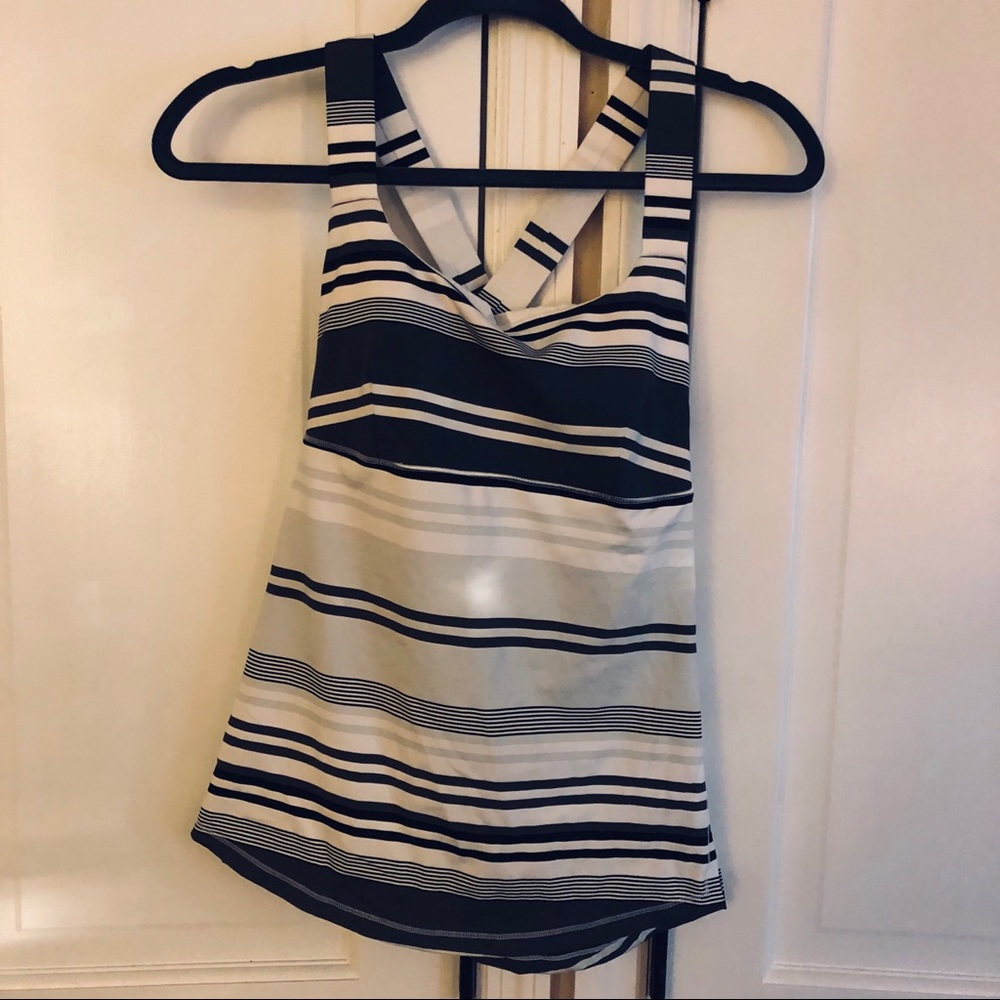 Lululemon Grey Groovy Stripe Tank Sz 6